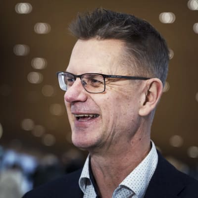 Jari Vähänen fotograferad i Oodi i Helsingfors.