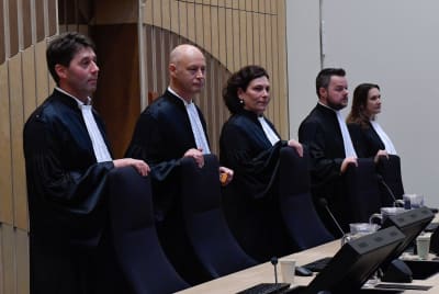 Domstol i en rättegång i Nederländerna.