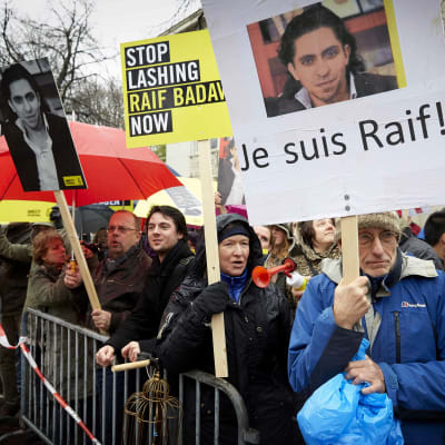 Det har ordnats flera demonstrationer för Raif Badawi.