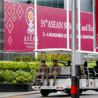 De tio Asean-länderna håller sitt årliga toppmöte i Bangkok
