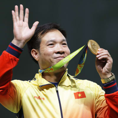 Hoang Xuan Vinh tog Vietnams första OS-guld någonsin.