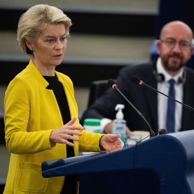 EU-komission puheenjohtaja Ursula von der Leyen Strasbourgissa 7. heinäkuuta 2021. 