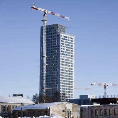 Tornhuset Majakka, som byggs i anslutning till köpcentret Redi.