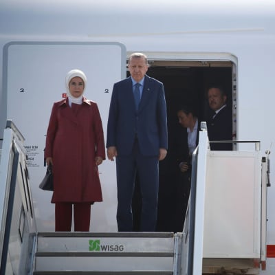 Emine och Recep Tayyip Erdogan anländer till Tegel den 27 september 2018.
