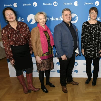 Ann-Luise Bertell, Anne Vuori-Kemilä, Tommi Kinnunen, Ritva Hellsten, Anni Kytömäki och Heikki Kännö på Finlandiaprisnomineringstillfället 5.11.2020.