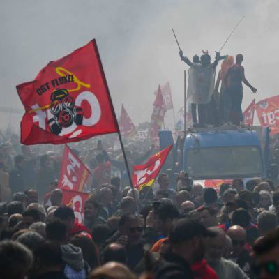 Demonstranter i Marseille i södra Frankrike.