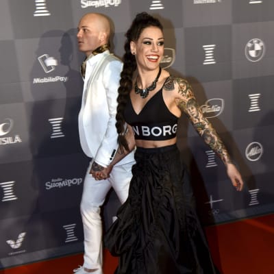 Eva Wahlström på idrottsgalan tillsammans med Niklas Räsänen