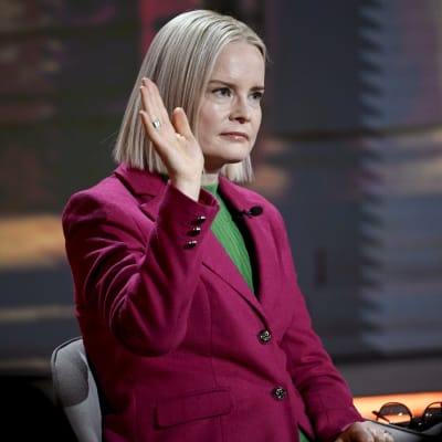 Perussuomalaisten puheenjohtaja Riikka Purra MTV:n eduskuntavaalien pääministeritentissä Helsingissä 29. maaliskuuta 2023.
