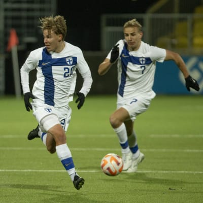 Otso Liimatta och Topi Keskinen i EM-kvalet.