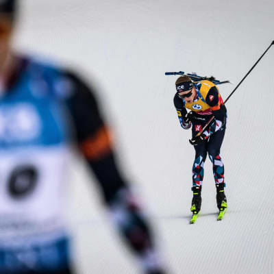 Johannes Thingnes Bö åker skidor.