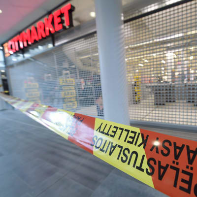 Citymarket i Myyrmanni köpcentrum i vanda är stängt på grund av en kemikalieolycka.