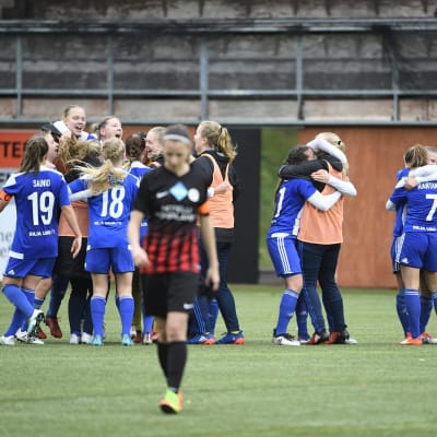 HJK firar cupguld.