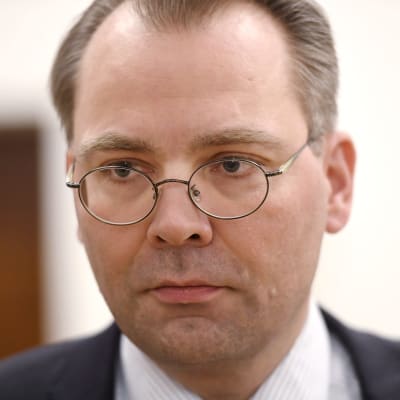 Försvarsminister Jussi Niinistö i riksdagen den 1 februari 2017