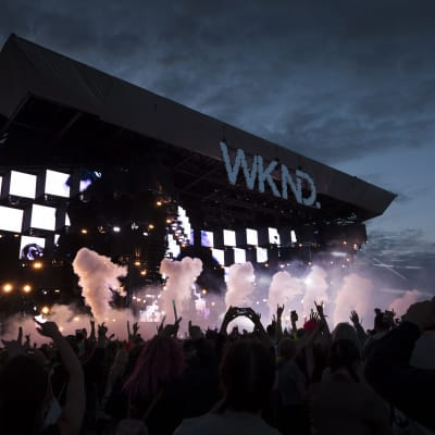 Den elektroniska musikfestivalen Weekend tog plats på Byholmen i Helsingfors. 