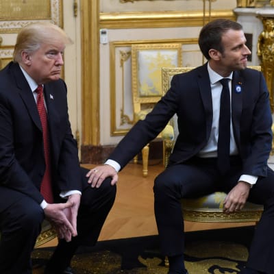 USA:s president Donald Trump och hans värd president Emmanuel Macron mötte pressen i Élyséepalatset på lördagen. 
