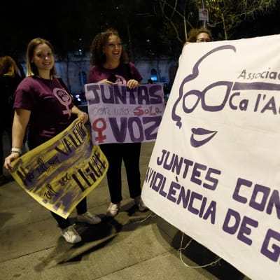 Protester mot könsrelaterat våld. Demonstration i Barcelona 20.9.2019 