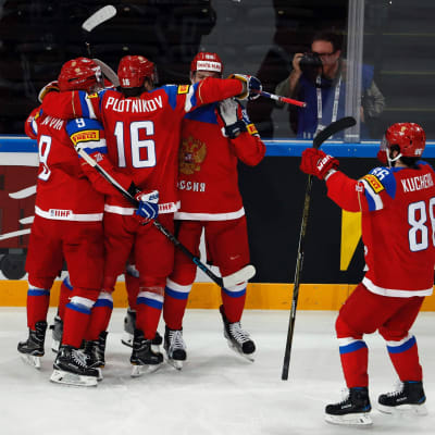 Ryssland fick fira i kvartsfinalen mot Tjeckien.