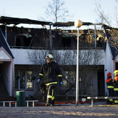 Det brandskadade lofthuset i Skomakarböle