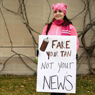 Protest mot falska nyheter