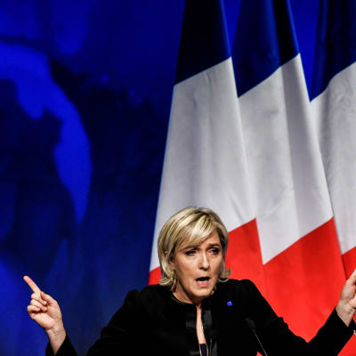 Nationella frontens Marine Le Pen inledde sin valkampanj i Lyon i Frankrike den 5 februari 2017.