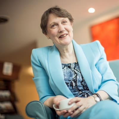 Uuden-Seelannin entinen pääministeri ja YK:n kehitysohjelman johtaja Helen Clark.