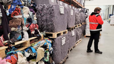 Balar av textilfiber. 