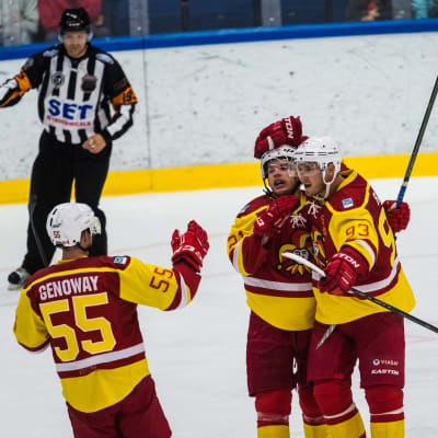 Chay Genoway, Brian O'Neill och Peter Regin, Jokerit, augusti 2016.