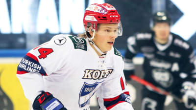 Teemu Engberg i en match mot TPS.