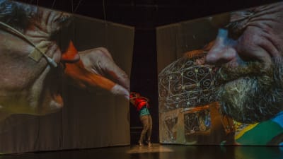 Foto från Gullivers nya resor på Unga Teatern.