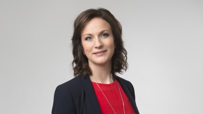 Lena Sundqvist är ishockeykommentator.