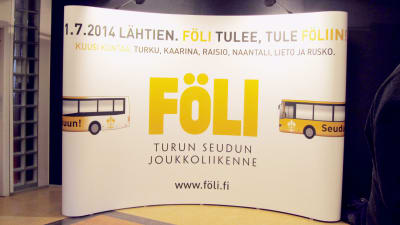 Reklamskylt på Åboregionens kollektivtrafik Föli