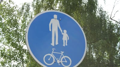 Gång- och cykelväg