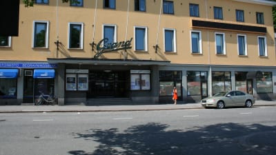 Ingången till Grand