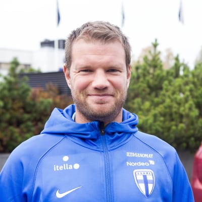 Teemu Tainio är fotbollstränare.
