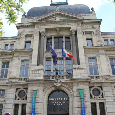 Universitetet i Lyon.