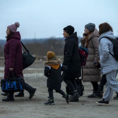Ukrainasta pakenevia Moldovassa.