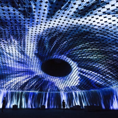 TeamLab: Vortex of Light Particles (Virvel av ljuspartiklar), 2018