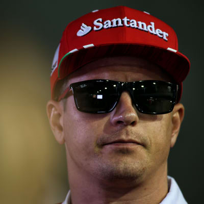 Kimi Räikkönen med solglasögon.