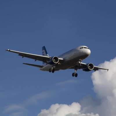 Finnairs Airbus A319 på väg att landa. (Arkivbild)