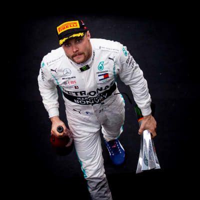 Valtteri Bottas slutade tvåa i Shanghai.