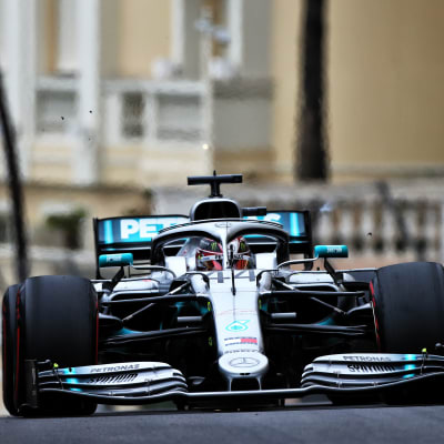 Lewis Hamilton i farten.