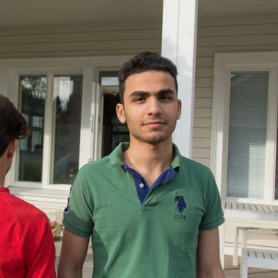 Ali ja Hassan nuoret maahanmuuttajat.