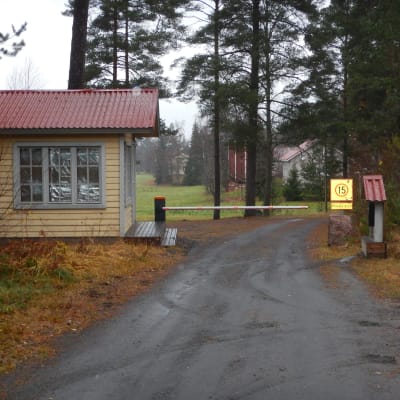 Vaktstugan till Kanervala herrgård i Finby.