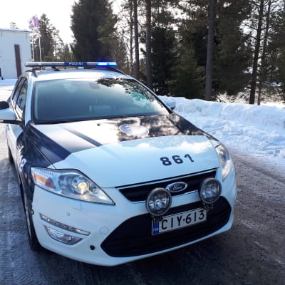 Polisbil Österbottens polisinrättning.