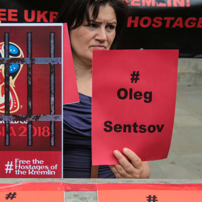 Demonstration i London för Oleg Sentsov