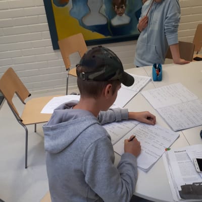 Kepsen på i skolan