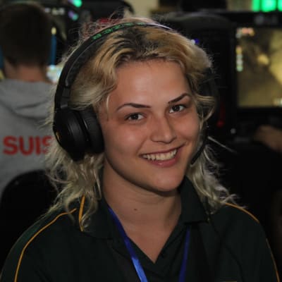 Maryke Kennard on Etelä-Afrikan League of Legends -joukkueen kapteeni