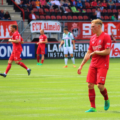 Fredrik Jensen spelar för FC Twente.