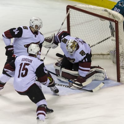 Arizona Coyotes har haft tunga år i NHL.