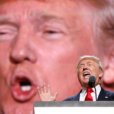 Donald Trump talar på republikanernas partikonvent i Cleveland 2016.